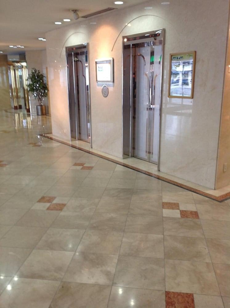 Tokushima Washington Hotel Plaza Exterior foto